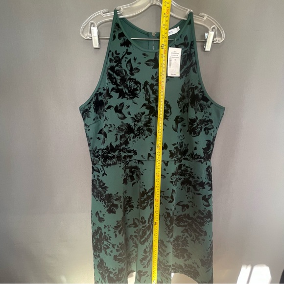 RICKIS size 14 green and black velvety floral midi dress - Picture 9 of 12